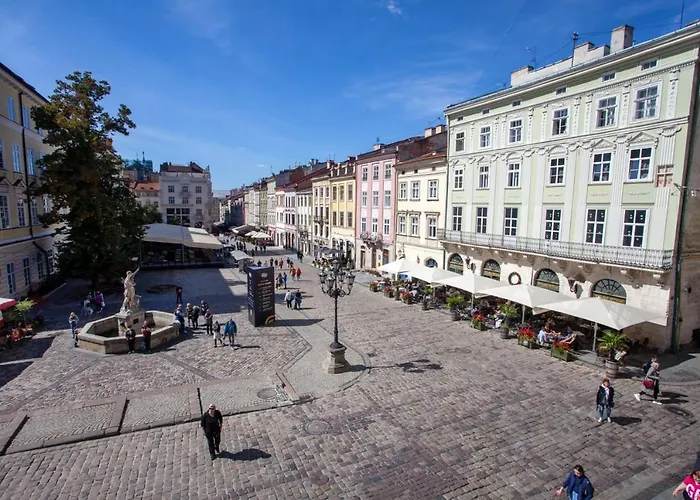 بيت ضيافة Artrooms -round Windows Rynok Sq *