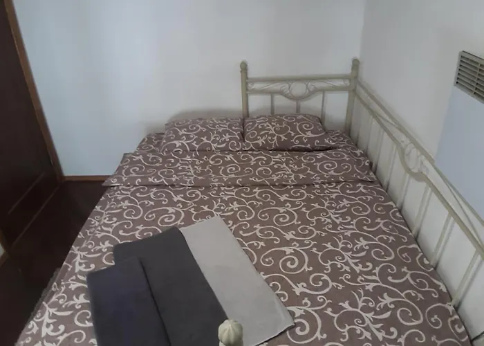 בית הארחה Artrooms -round Windows Rynok Sq